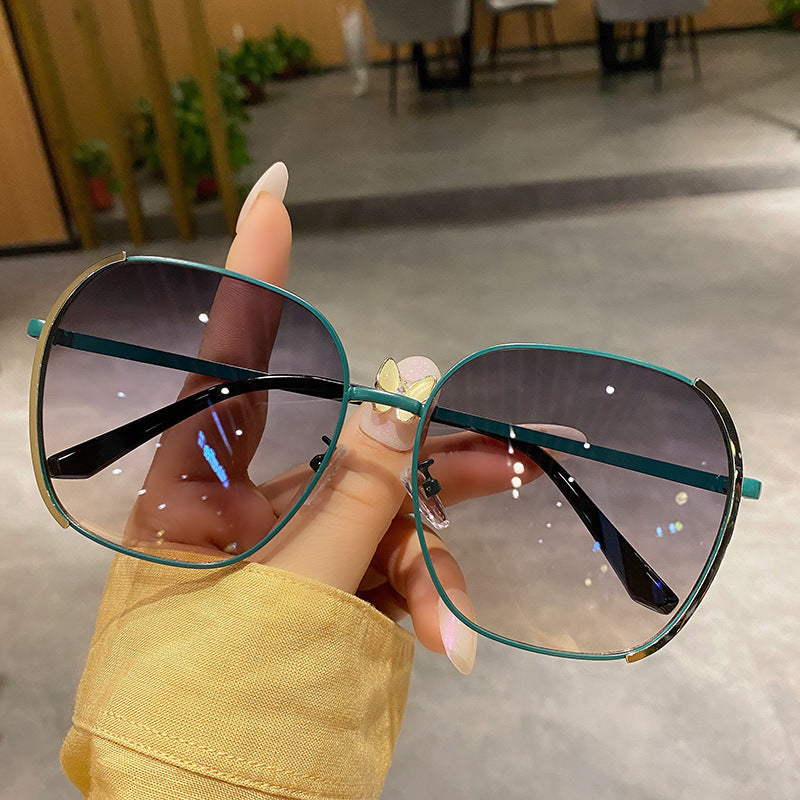 Female Fashion Simple Thin Anti-UV Sunglasses